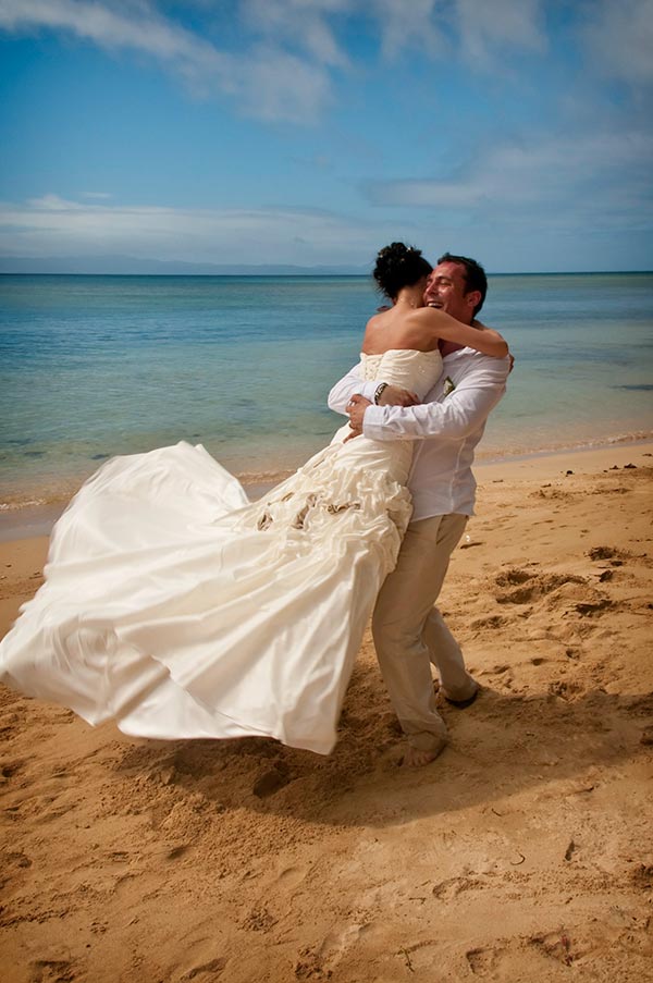 beach wedding in Savusavu